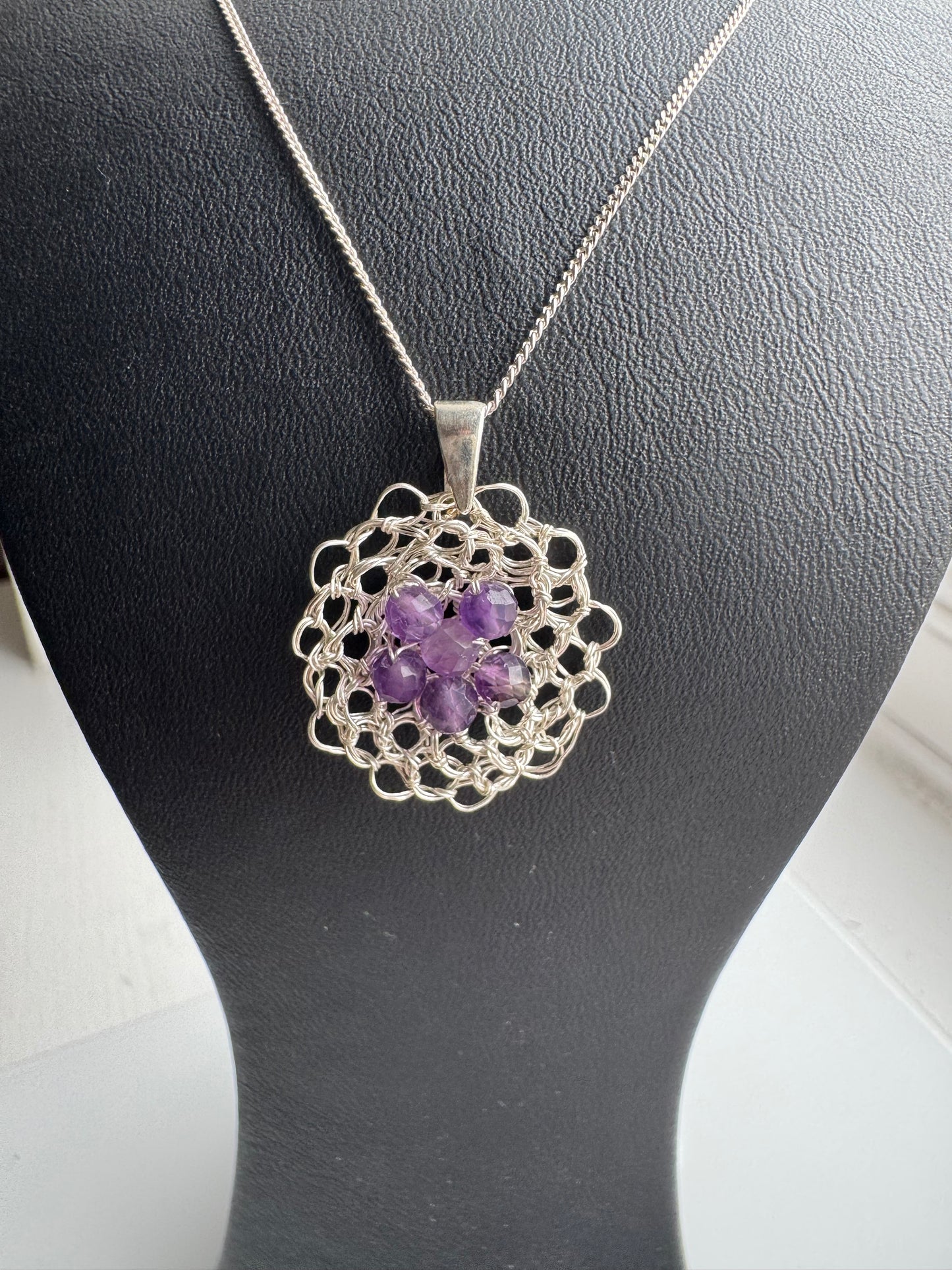 BLOSSOM NECKLACE AMETHYST
